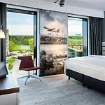 Airport Plaza Hamburg 4*