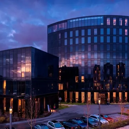 Hotel Airport Plaza Hamburg 4*