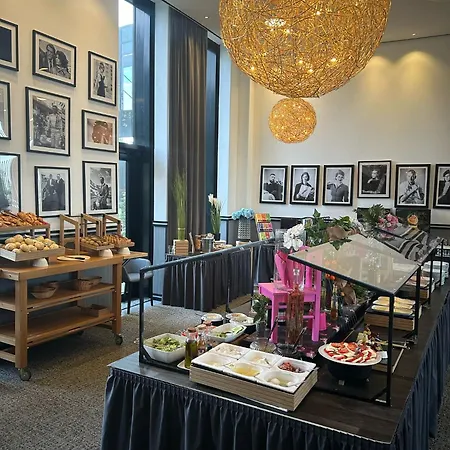 Airport Plaza Hamburg