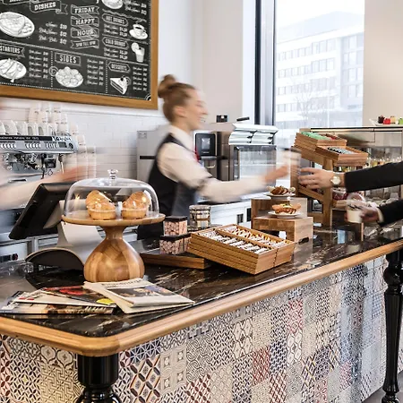 מלון Airport Plaza Hamburg