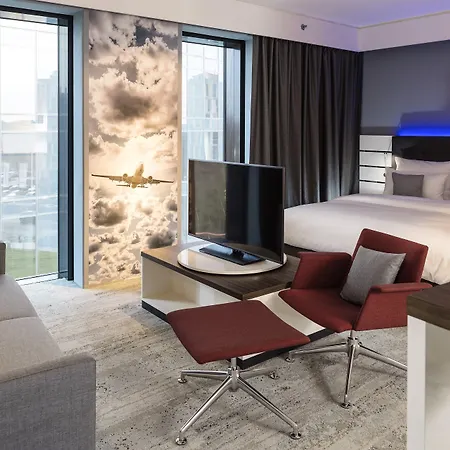 Airport Plaza Hamburg 4*