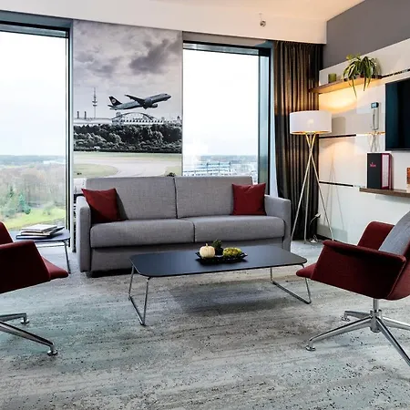 Airport Plaza Hamburg Otel 4*