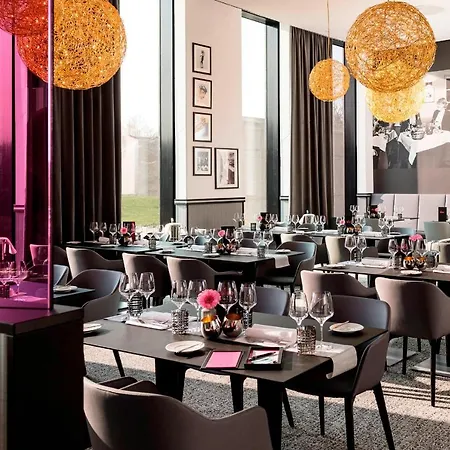 Airport Plaza Hamburg מלון