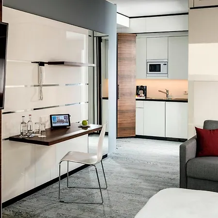 מלון Airport Plaza Hamburg